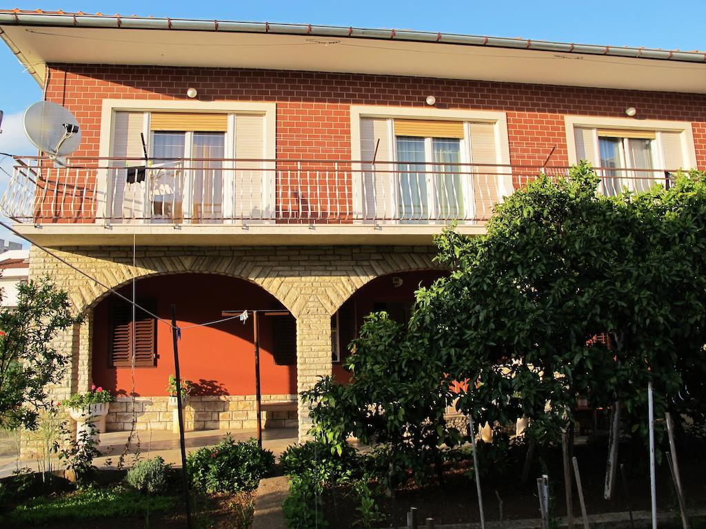 Apartment Aria *